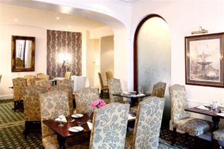 Stafford South Hatherton Hotel Пенкрідж Ресторан фото